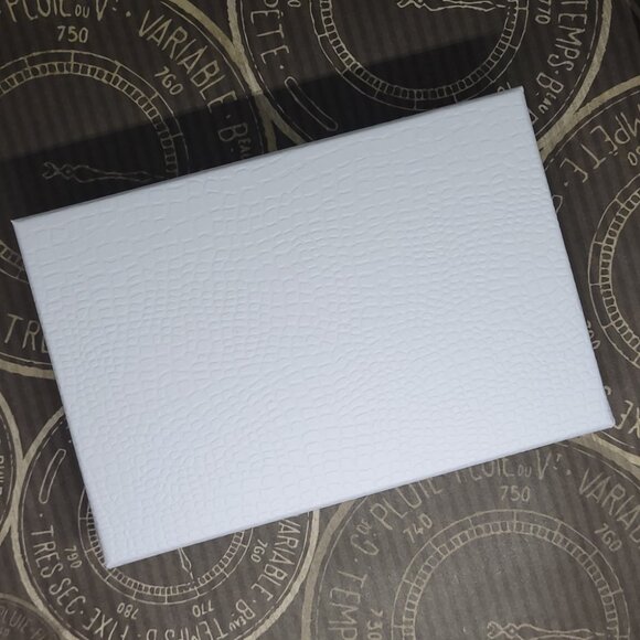 NWOT | 6pc | Quartz Floral Petal Watch & Bracelet Set - Picture 5 of 6